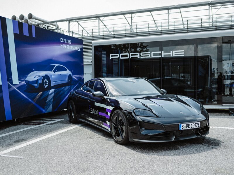 Porsche E-School